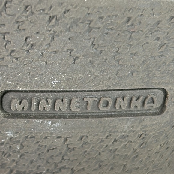 Minnetonka Moccasins 1632 - Women's 3 Layer Fringe Calf High Boot - Brow… - Picture 9 of 10